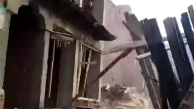 تنفيذ إزالة فورية لبروز مبنى في المنصورة 