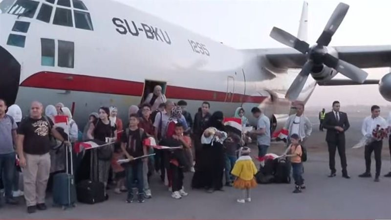 المصريين العائدين