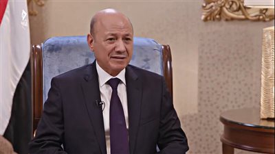 رشاد العليمي يؤكد للسيسي تقدير بلاده للموقف المصري الثابت الداعم للشعب اليمني