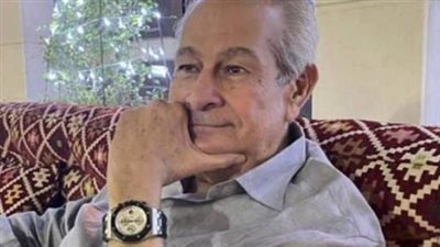 أمينة خليل وتامر هجرس ورزان مغربي في عزاء حمادة عز الدين (فيديو)