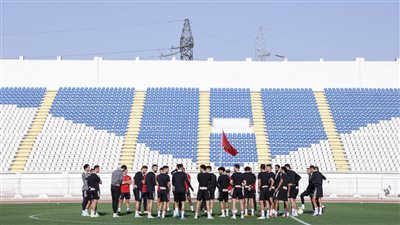  كولر يحاضر لاعبي الأهلي بالفيديو استعدادا لمواجهة الرجاء 