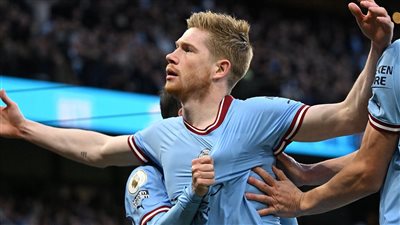 دي بروين يسجل الهدف الثالث لمانشستر سيتي في شباك آرسنال (صور)