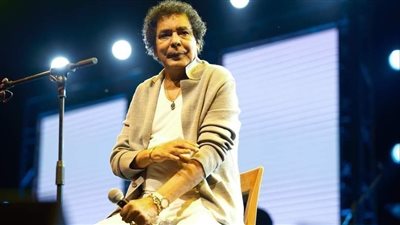 تجهيزات حفل محمد منير في شمال سيناء قبل انطلاقه الليلة (صور)