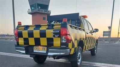 إحلال وتجديد سيارات إرشاد على مهبط مطار القاهرة 