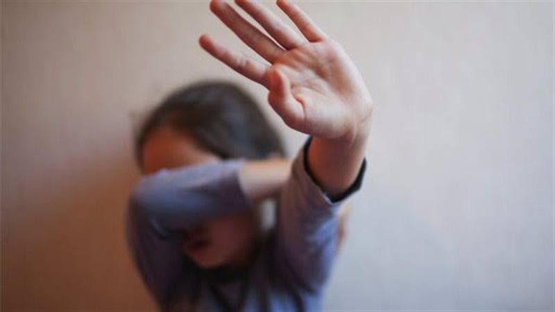 اغتصاب فتاة، فيتو
