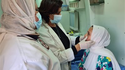 الكشف على 1712 مواطنًا مجانًا خلال قافلة طبية بمدينة أبوحمص بالبحيرة (صور)