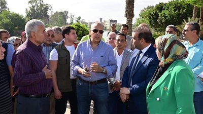 وزير الري يتفقد أعمال تطهير الترع بمحافظة المنوفية