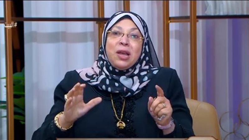 الدكتورة نيفين مختار