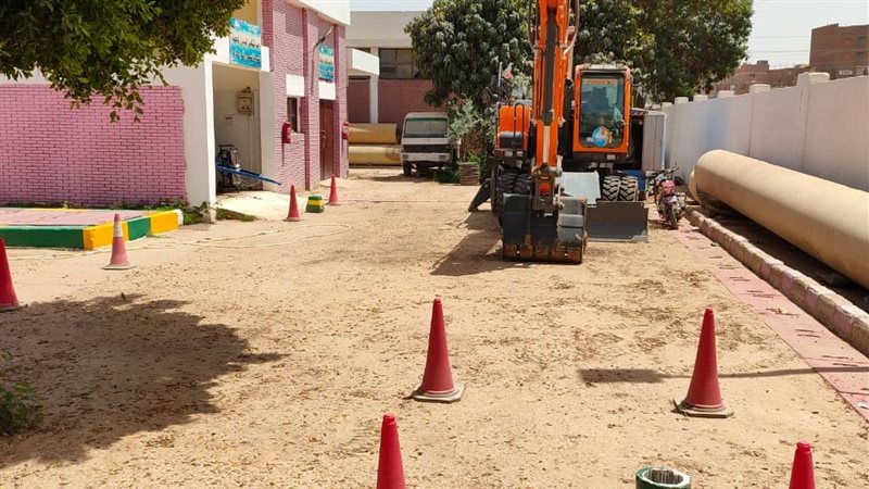 مد وتدعيم خطوط مياه