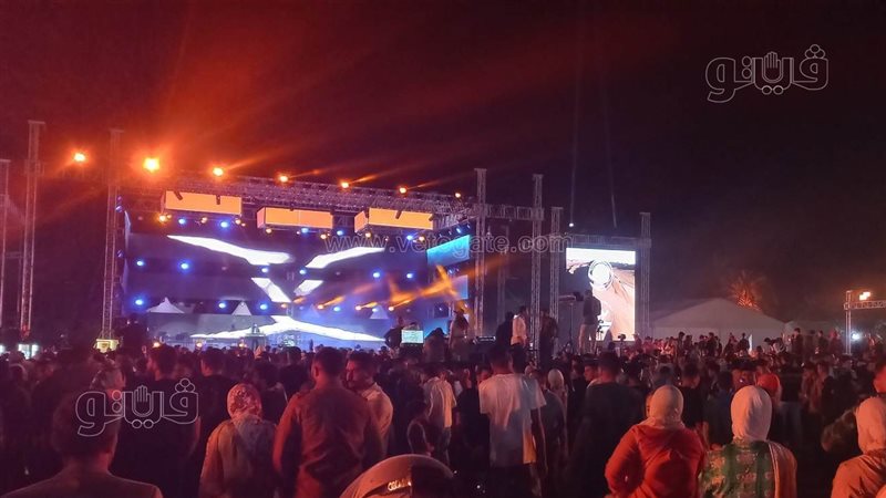 حفل المطرب محمد منير،
