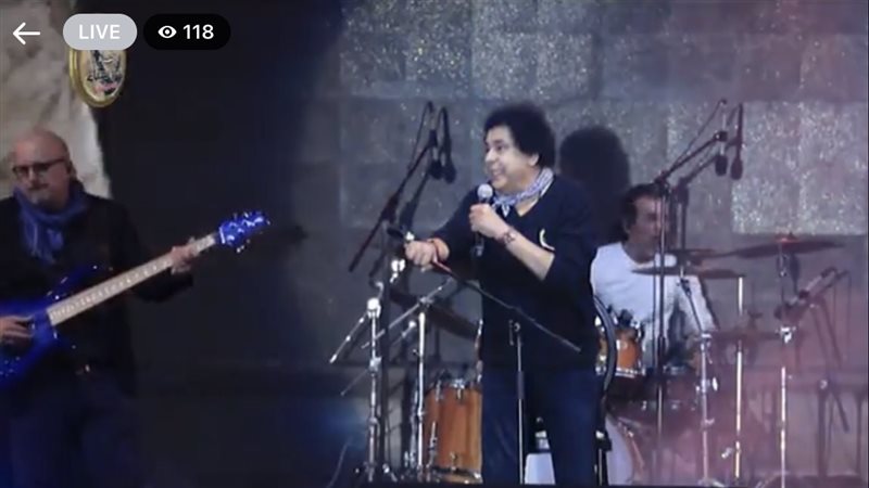 محمد منير، فيتو