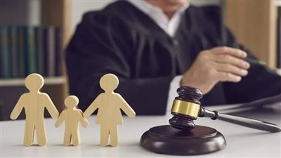 حالات تنتقل فيها حضانة الأطفال إلى الأب وفق القانون الجديد