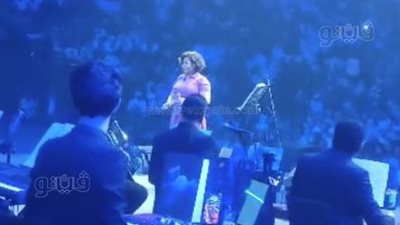 شيرين عبد الوهاب: هغني كله والنبي ما تزعلوا نفسكوا (فيديو)