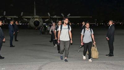 الإمارات تجلي مواطنيها ورعايا 16 دولة من السودان