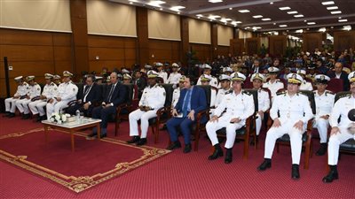 أكاديمية الشرطة تنظم دورتين فى حقوق الإنسان ومكافحة الهجرة غير الشرعية 