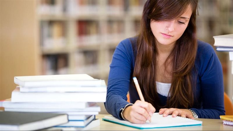 طلاب الثانوية العامة،
