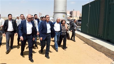 مدبولي يتابع الموقف التنفيذي لمشروع عمارات روضة العبور بحي سلام ثانِ