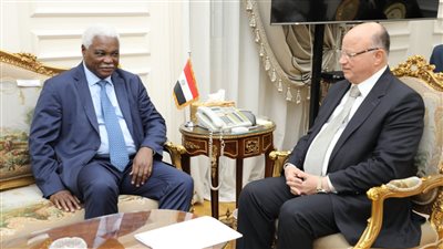 محافظ القاهرة: القيادة السياسية أولت عناية كبرى بالعشوائيات