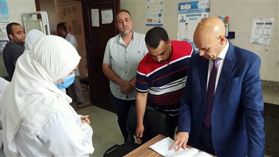 وكيل صحة الشرقية يتفقد الخدمات الطبية بالعاشر من رمضان 