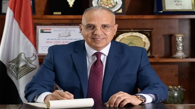 وزير الري الدكتور