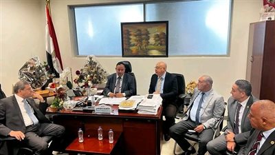 رئيس مصلحة الجمارك يصل مطار القاهرة عقب المشاركة في فعالية كورية 