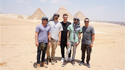 قبل حفلها في ZED East، جولة لفرقة البوب الأمريكية The Backstreet Boys بالأهرامات 