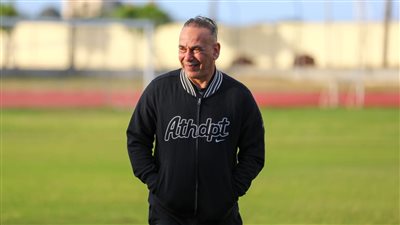 إبراهيم حسن: هناك قرارات غريبة من رجب عبد القادر نائب النادي المصري