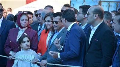 أشرف صبحي يضع حجر أساس الصالة المغطاة بنادي دمنهور