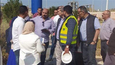 رئيس مياه القناة يتفقد عددا من محطات الصرف الصحي ببورسعيد (صور) 