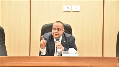 رئيس جامعة الأقصر: ناقشنا تطبيق السنة التأسيسية لتأهيل طلاب الثانوية