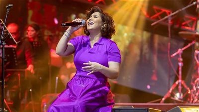 شيرين عبد الوهاب، سعر عطر الشعر الذي أهدته الفنانة لمعجبة 