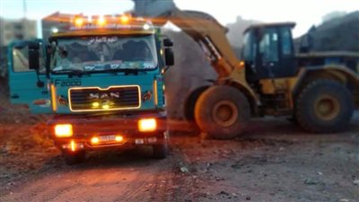 رفع  314 نقلة مخلفات بثلاث شركات بشونة الكعابيش بالهرم (صور)