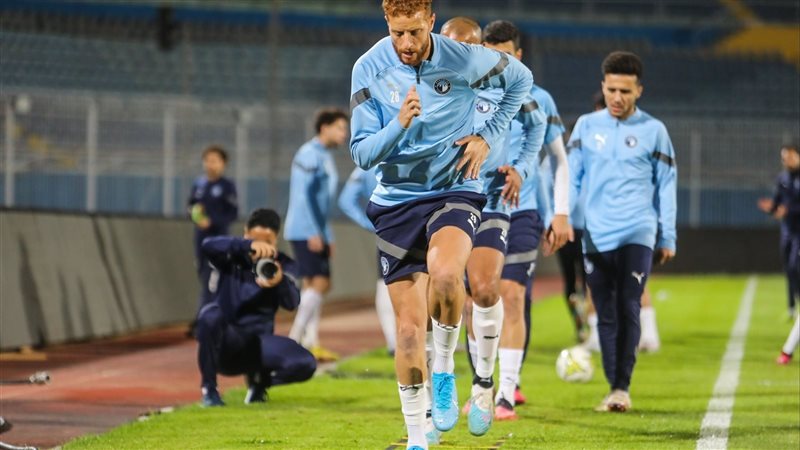 بيراميدز، فيتو