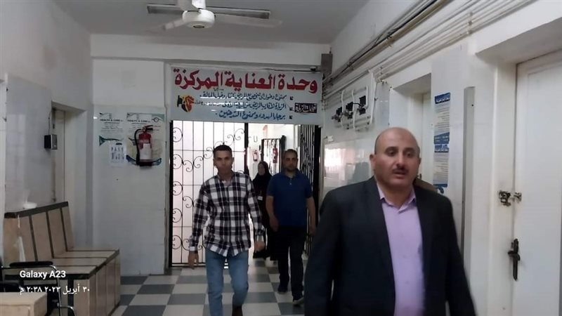 رئيس المدينة داخل