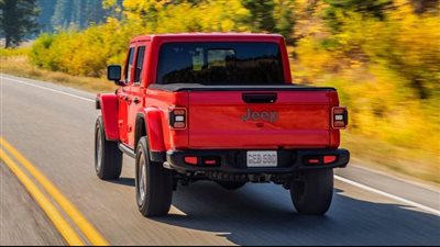 مواصفات وأسعار جيب جلاديتور 2023