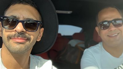 أبو الروس يكشف عن 10 صور مع مصطفى درويش ويعلق: يعني إيه مش هشوفك تاني!