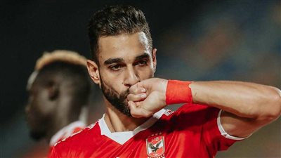 عمرو السولية ينتظم في مران الأهلي ويعلن جاهزيته لمباراة الزمالك 