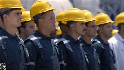 السيسي يشاهد فيلما تسجيليا بعنوان «سواعد مصرية» خلال احتفالية عيد العمال 