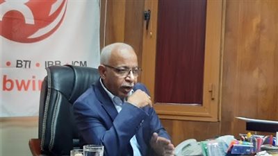 نقابة البناء والأخشاب تطالب بالحفاظ على شركات القطاع العام