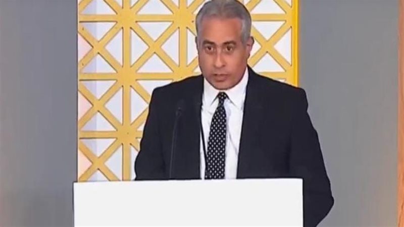 حسن شحاتة وزير القوى