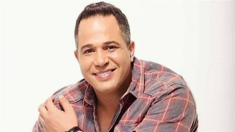 الفنان مصطفي درويش،