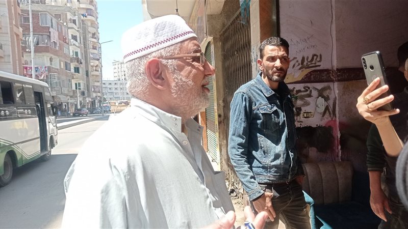 جيران الفنان مصطفي