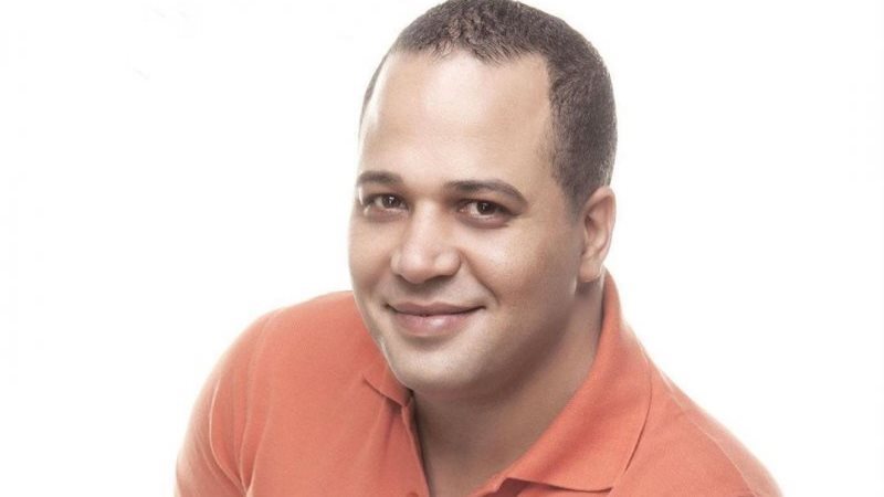 الفنان مصطفي درويش،