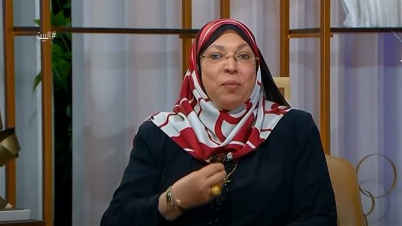 الدكتورة نيفين مختار،