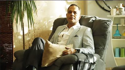 مشهد مؤثر تنبأ فيه مصطفى درويش طريقة وفاته في مسلسل شهير (فيديو)