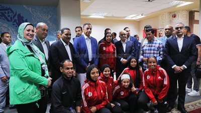 وزير التعليم يتفقد مجموعات الدعم للشهادتين الإعدادية والثانوية بمحافظة مرسى مطروح