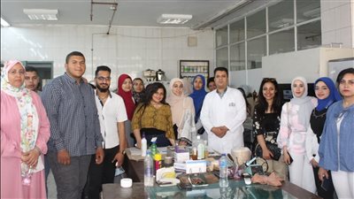 دار الكتب والوثائق تستقبل طلاب كلية آثار سوهاج (صور)