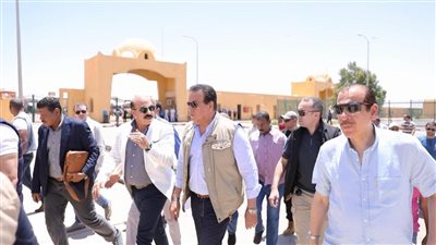 وزير الصحة: إتاحة جميع الخدمات الطبية وتوفير الأدوية للعائدين من السودان