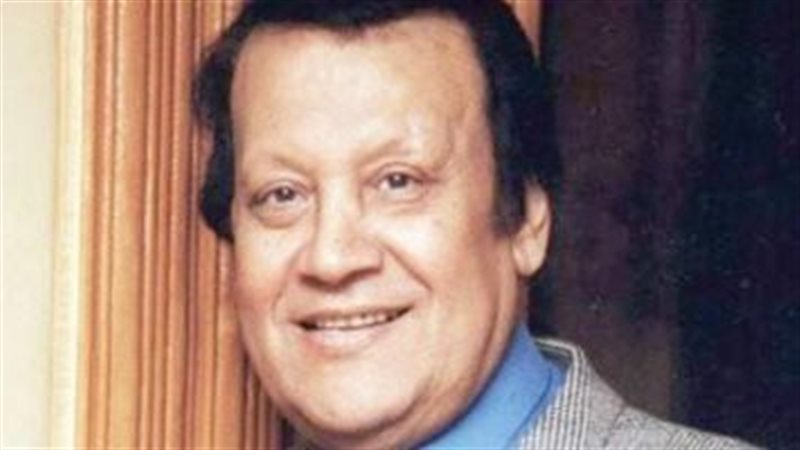 المطرب الشعبى محمد
