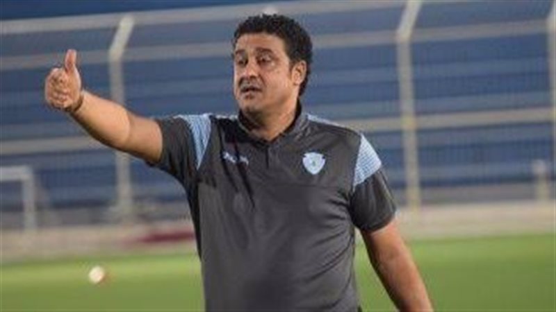 عادل عبد الرحمن لاعبالنادي